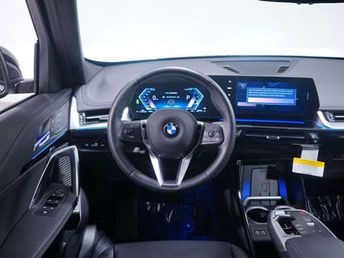 Used 2026 BMW X1 xDrive28i AWD/4WD image 11