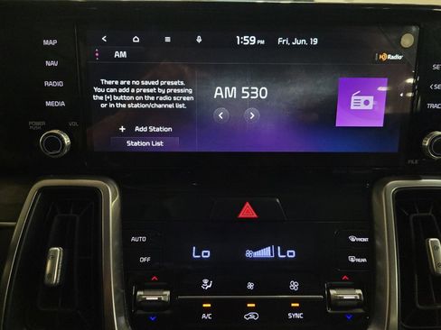 Used 2022 Kia Sorento S AWD/4WD image 25