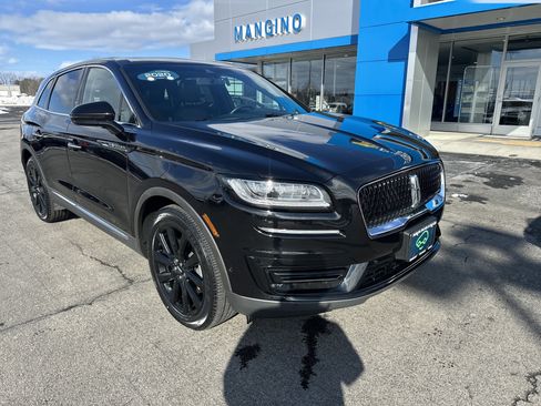 Used 2020 Lincoln Nautilus Reserve w/ Equipment Group 202A image 2