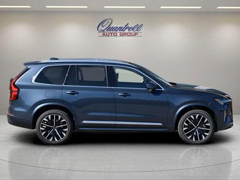 New 2026 Volvo XC90 B6 Plus w/ Protection Package Premier image 3