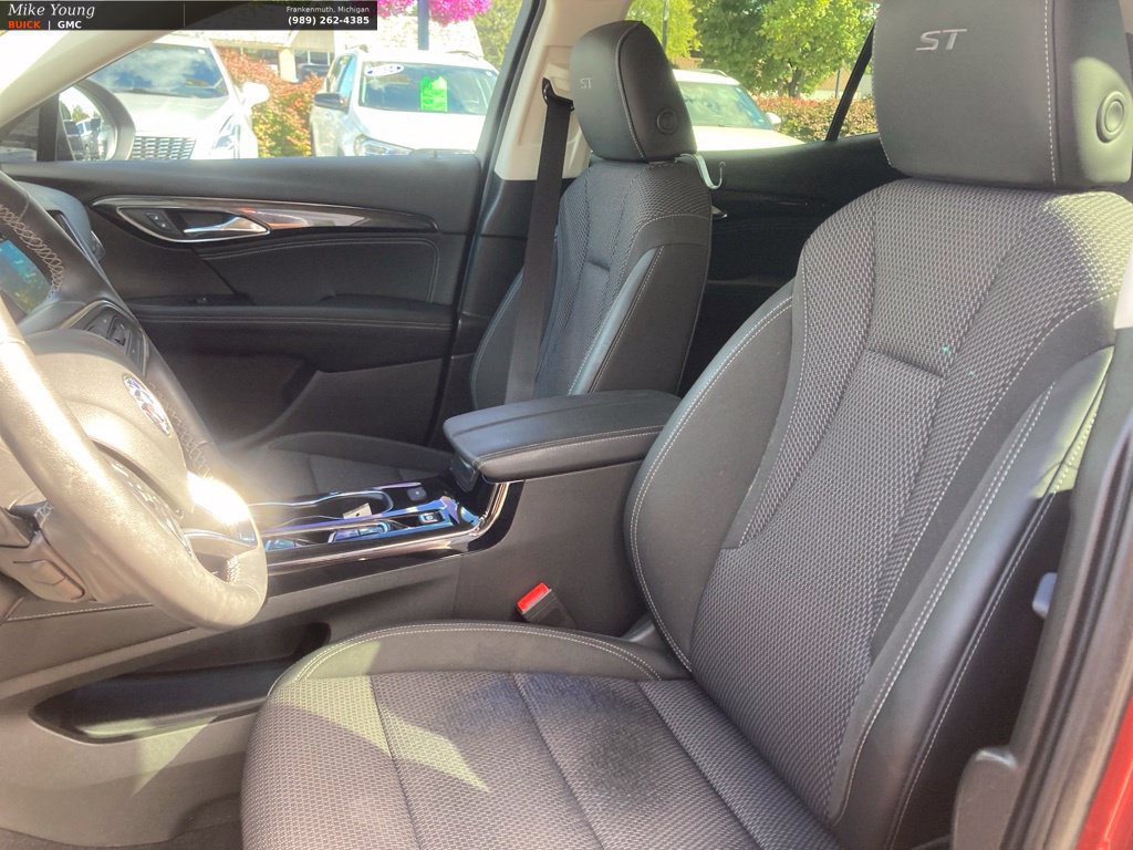 Used 2023 Buick Envision Preferred FWD image 21