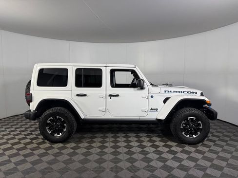 Used 2024 Jeep Wrangler Unlimited Rubicon 4xe AWD/4WD image 7