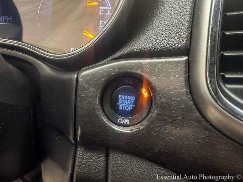 Used 2018 Jeep Grand Cherokee Altitude image 15