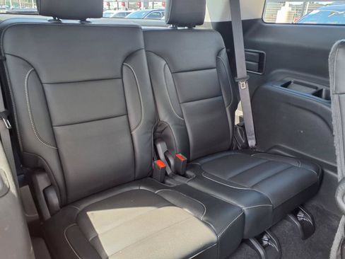 Used 2019 GMC Acadia SLT w/ Black Edition FWD image 21