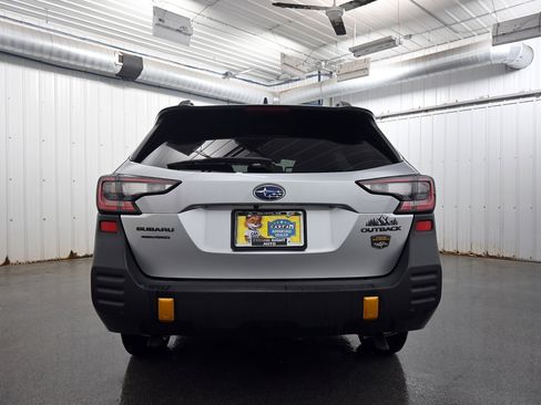 Used 2022 Subaru Outback Wilderness image 31
