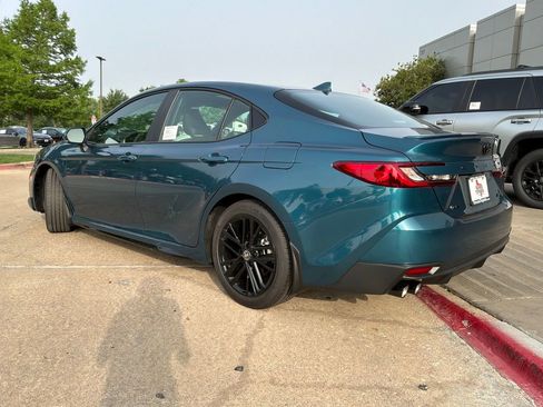 New 2026 Toyota Camry SE FWD image 7