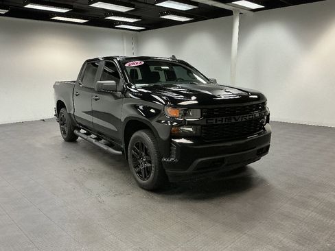 Used 2022 Chevrolet Silverado 1500 Custom w/ Rally Edition AWD/4WD image 7