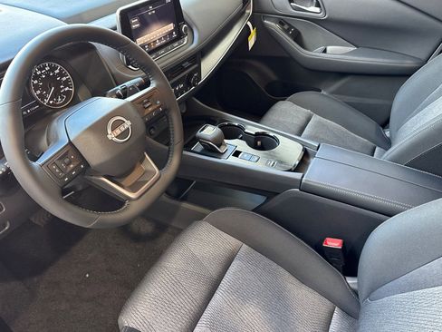 New 2026 Nissan Rogue SV FWD image 7