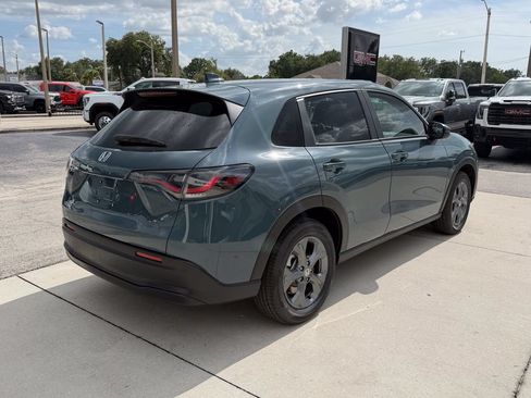 New 2027 Honda HR-V LX image 4