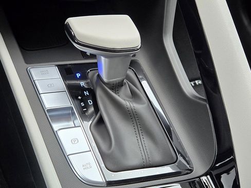 New 2026 Hyundai Elantra Limited w/ Cargo Package image 20