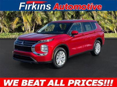 New 2026 Mitsubishi Outlander ES