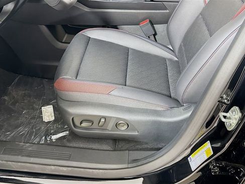 New 2026 Chevrolet Equinox RS AWD/4WD image 22