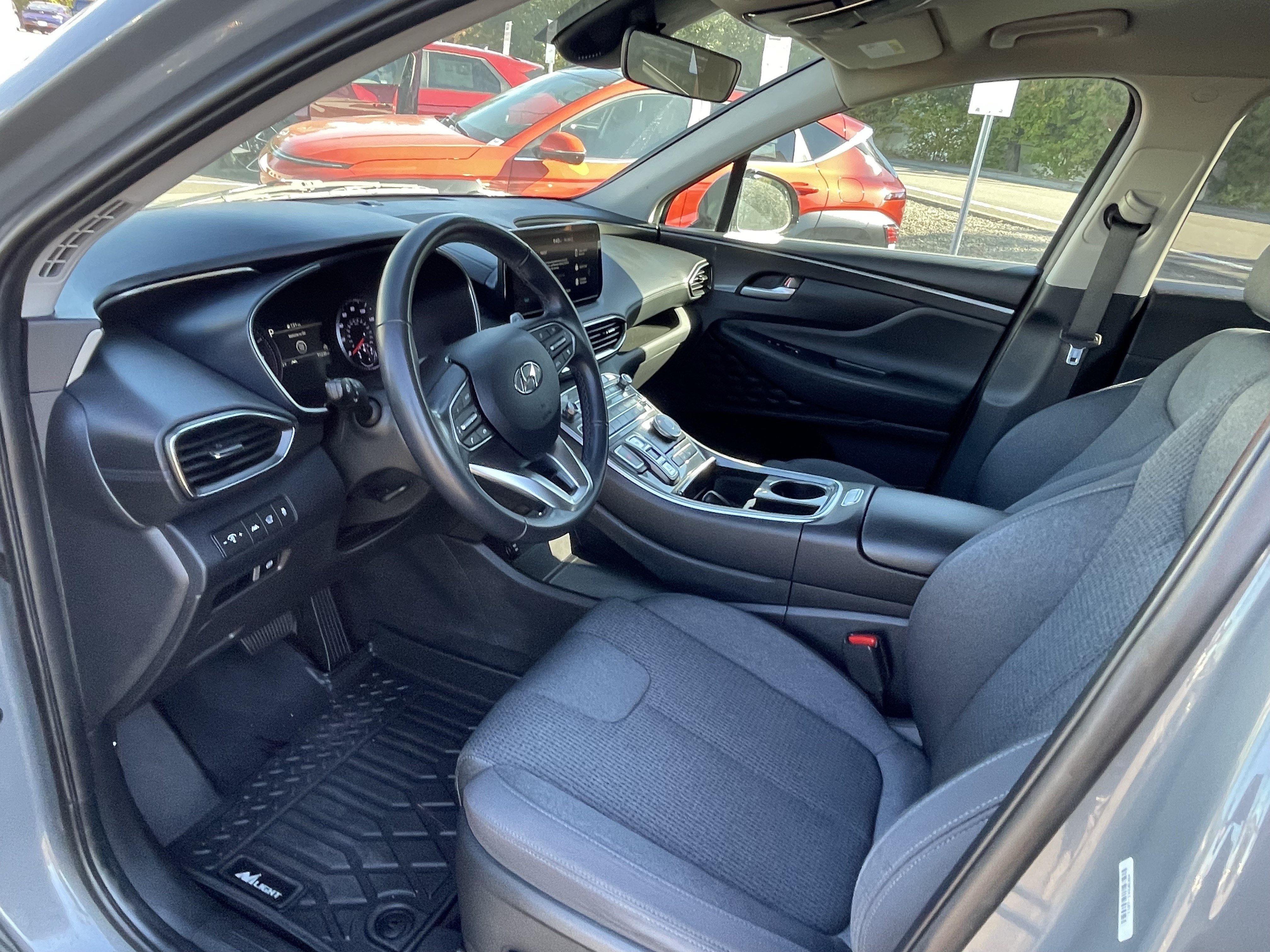 Used 2023 Hyundai Santa Fe SEL AWD/4WD image 10