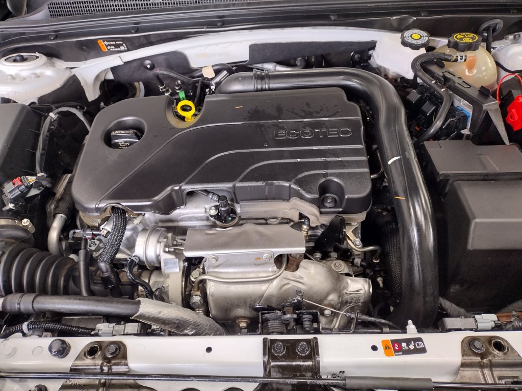 Used 2024 Chevrolet Malibu LT FWD image 9