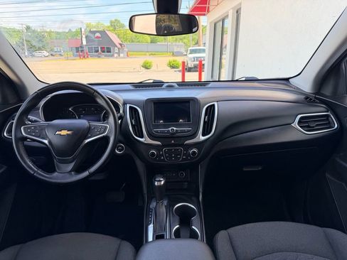 Used 2019 Chevrolet Equinox LT FWD image 18