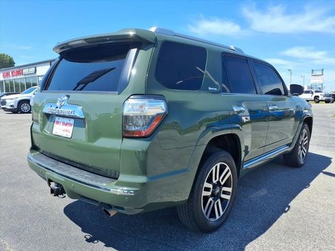 Used 2022 Toyota 4Runner Limited AWD/4WD image 7