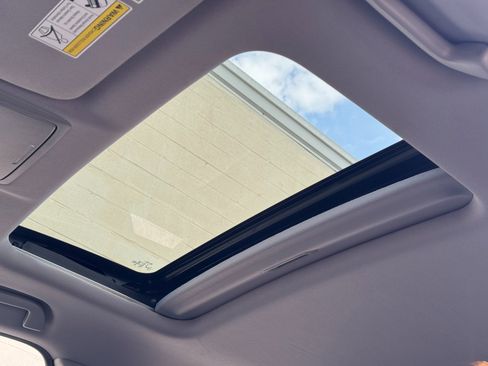 Used 2020 Honda CR-V EX image 11