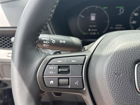 Used 2026 Honda CR-V Sport image 19