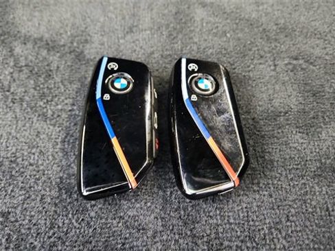 Used 2023 BMW XM Base image 60