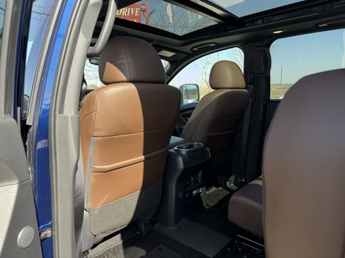 Used 2024 Nissan Titan Platinum Reserve w/ Moonroof Package image 17