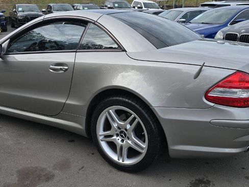 Used 2007 Mercedes-Benz SL 550 w/ AMG Sport Pkg image 11