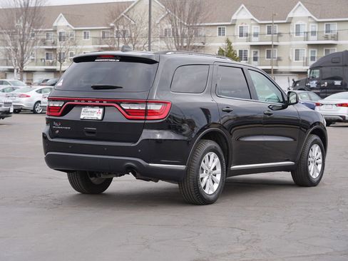 Used 2019 Dodge Durango SXT AWD/4WD image 3