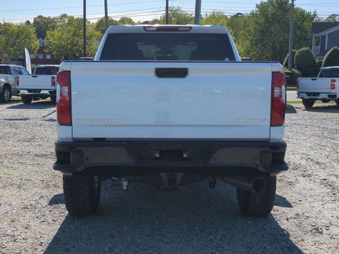 New 2026 Chevrolet Silverado 2500 Custom w/ Custom Value Package AWD/4WD image 8