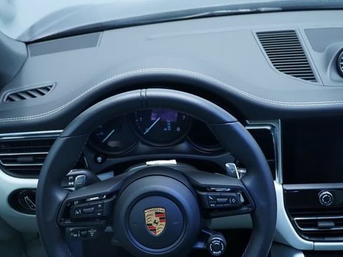Certified 2026 Porsche Macan Turbo AWD/4WD image 18