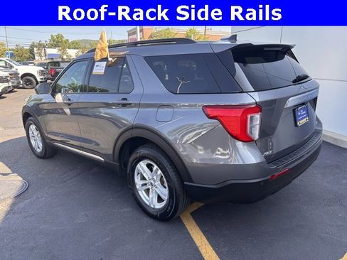 Certified 2022 Ford Explorer XLT image 5