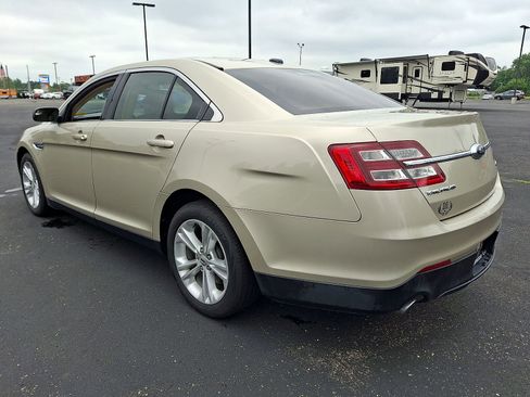 Used 2017 Ford Taurus SE FWD image 21