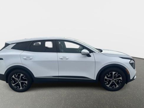 Used 2023 Kia Sportage EX FWD image 5