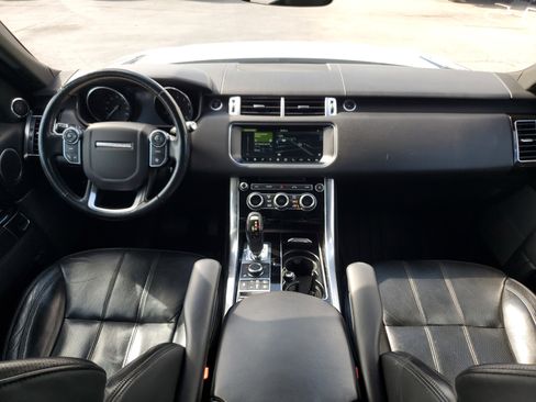 Used 2017 Land Rover Range Rover Sport HSE image 31