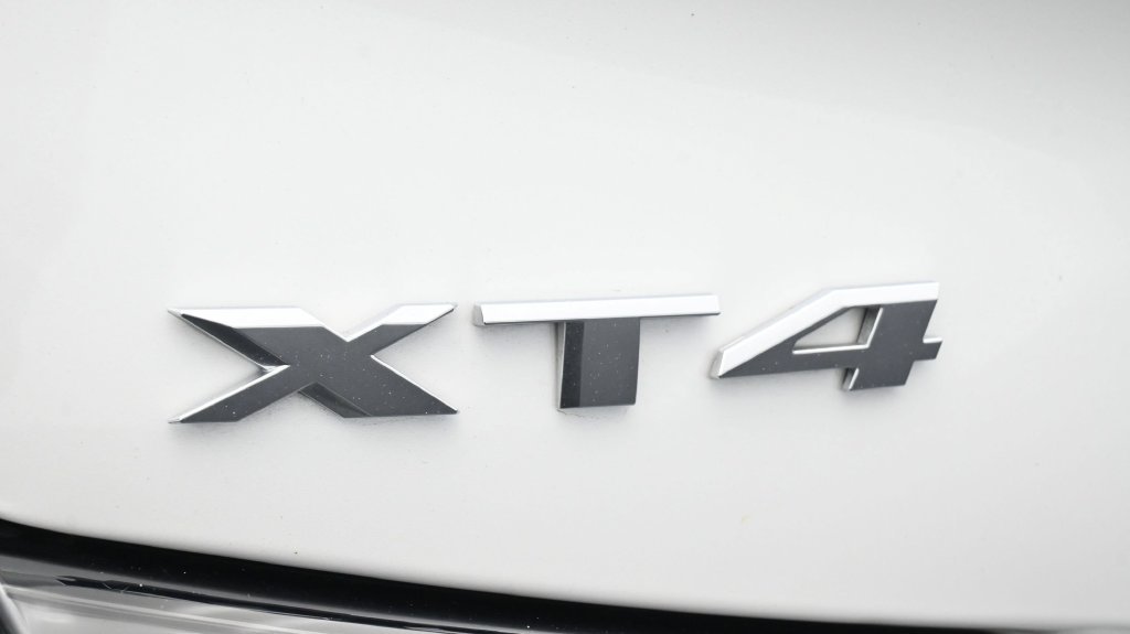 Certified 2023 Cadillac XT4 Sport FWD image 21