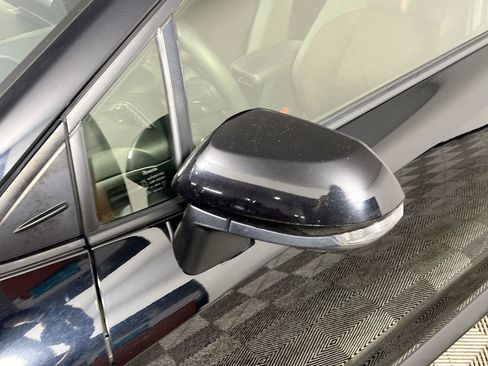 Used 2024 Toyota Corolla SE FWD image 13