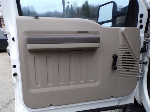 Used 2009 Ford F450 XL image 13