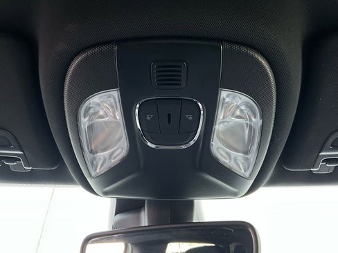 Used 2025 Jeep Compass Trailhawk w/ Trailer Tow Group image 16