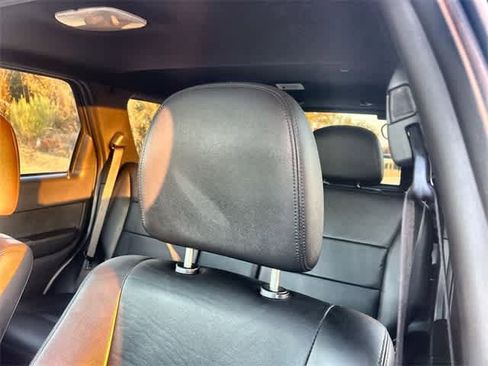 Used 2010 Ford Escape Limited image 25