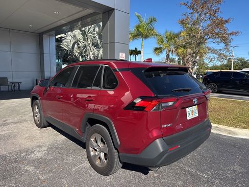 Used 2024 Toyota RAV4 XLE image 5