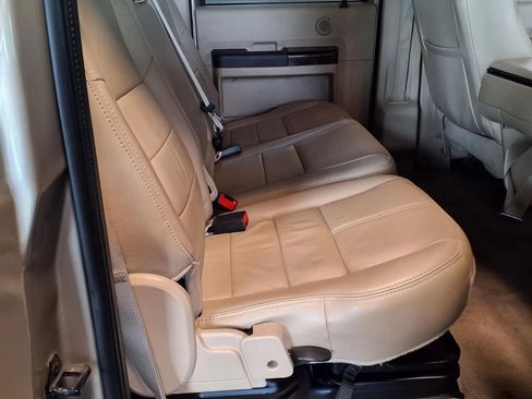 Used 2008 Ford F250 Lariat AWD/4WD image 10