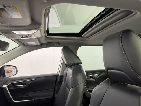 Used 2024 Toyota RAV4 XLE Premium image 21