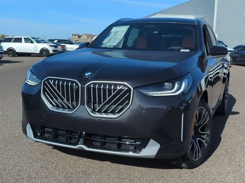 Used 2026 BMW X3 xDrive30i w/ Premium Package AWD/4WD image 3