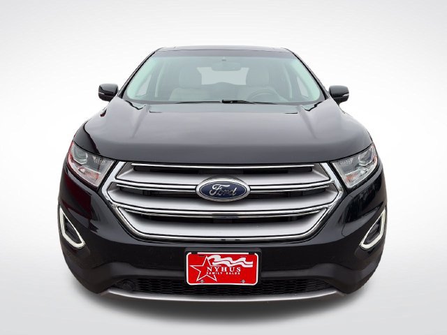 Used 2017 Ford Edge Titanium w/ Equipment Group 301A AWD/4WD image 2