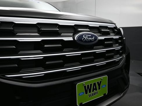 New 2025 Ford Explorer Active w/ Active Comfort Package image 12