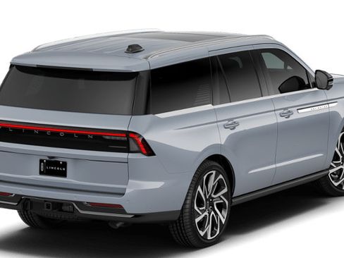 New 2027 Lincoln Navigator Reserve AWD/4WD image 25