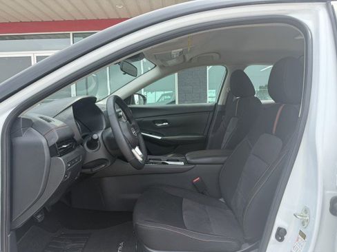 Used 2025 Nissan Sentra SR image 23