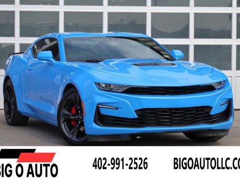 Used 2022 Chevrolet Camaro LT w/ Technology Package image 1