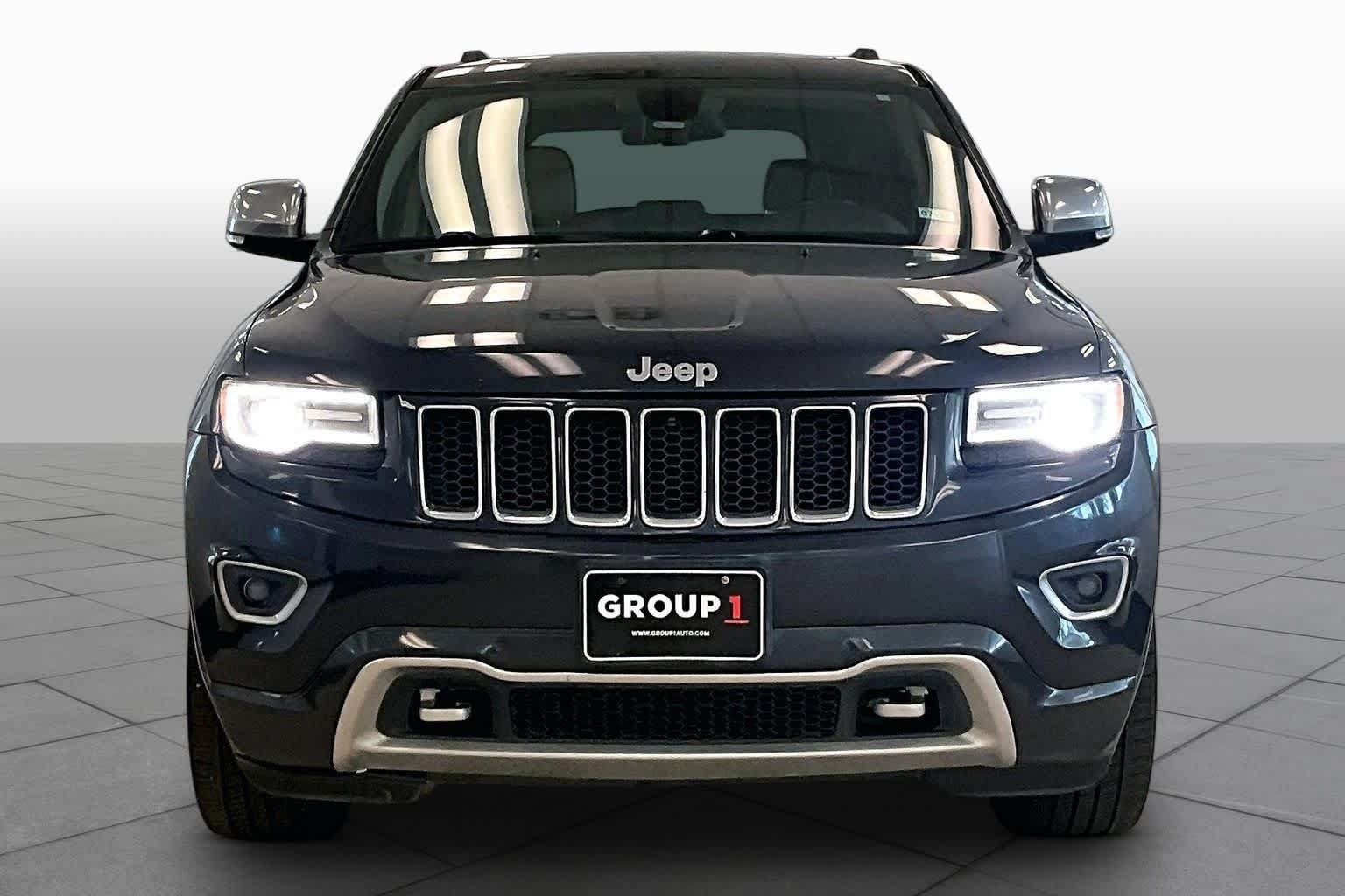 Used 2015 Jeep Grand Cherokee Overland RWD image 2