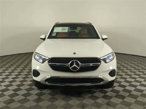 Used 2026 Mercedes-Benz GLC 300 4MATIC image 8