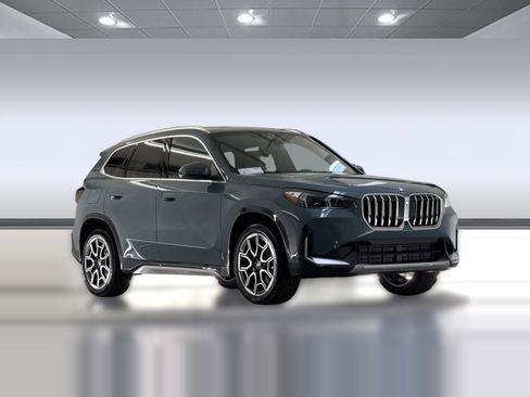 New 2026 BMW X1 xDrive28i w/ Technology Package AWD/4WD image 7