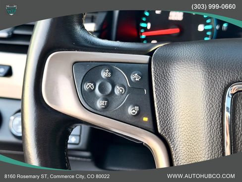 Used 2017 GMC Yukon Denali w/ Open Road Package AWD/4WD image 19